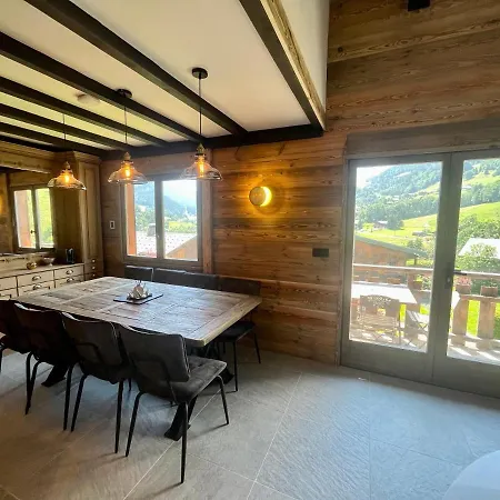 Superbe Chalet 4 Chambres, Proche Centre Chalet